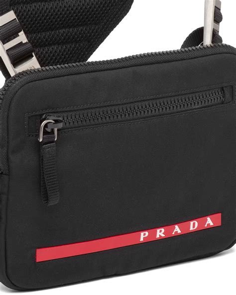 prada kleine umhängetasche herren|Prada.